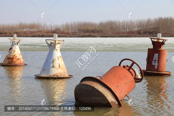 江上浮標