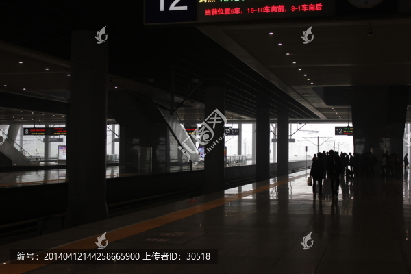 杭州東站站臺(tái)