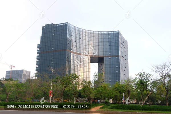 東莞松山湖迎賓路建筑風(fēng)光