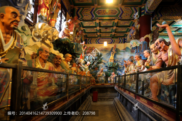泥塑羅漢