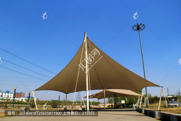 公園帆船涼亭