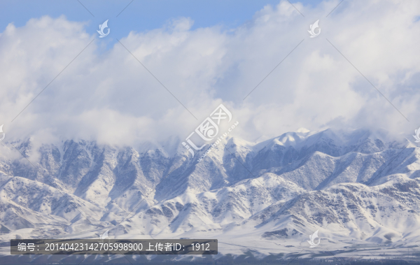天山