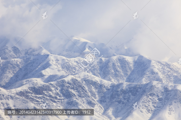 天山