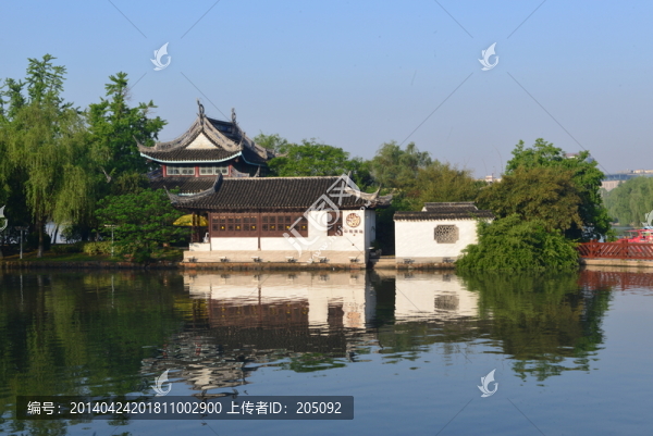 湖心島
