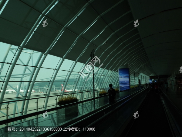 航站樓內(nèi)景