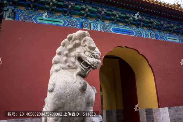北京中山公園里的宋代石獅子