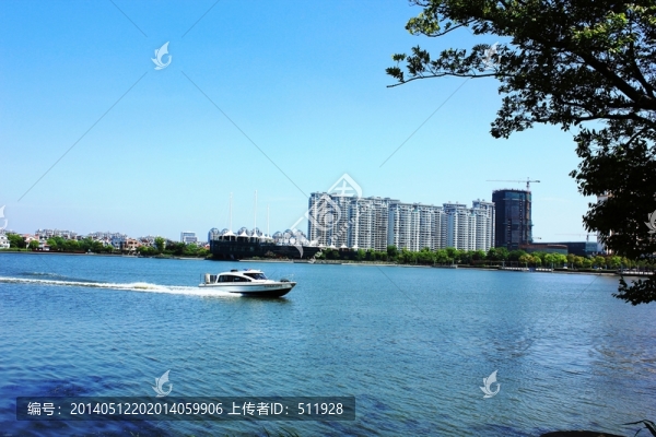華亭湖風(fēng)光