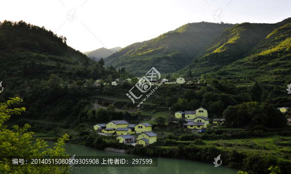 官鵝溝