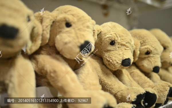 毛絨玩具