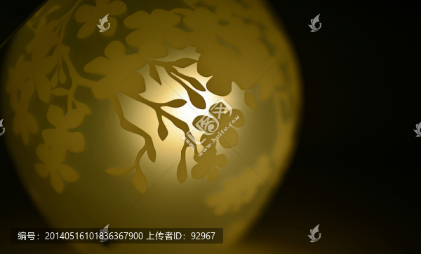 圓球臺(tái)燈