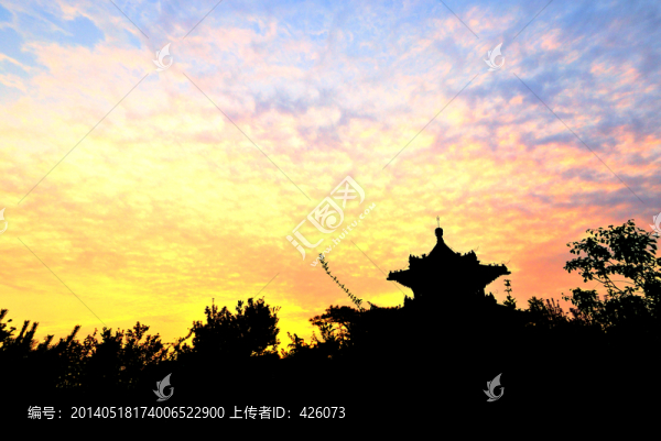 晚霞夕陽(yáng)亭子