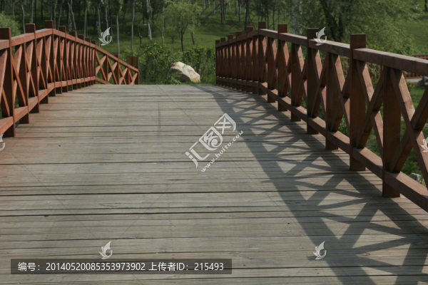 木板橋,木欄桿,光影,園林
