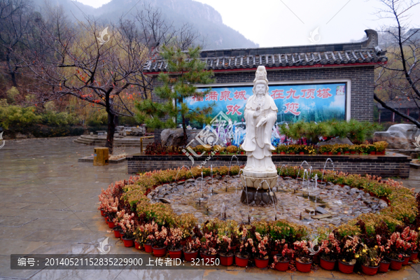 濟(jì)南九鼎塔菩薩雕像