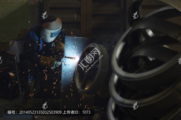 電焊工人