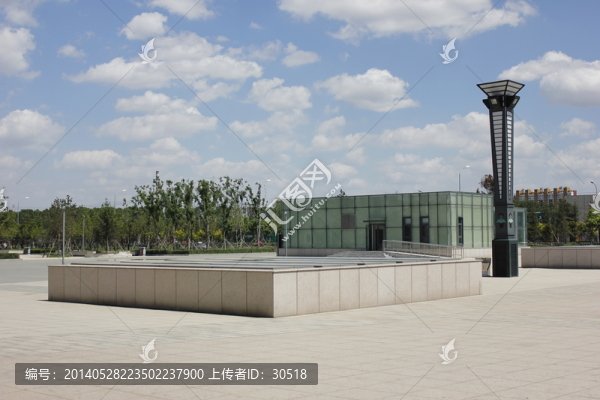 長(zhǎng)春西站南廣場(chǎng)