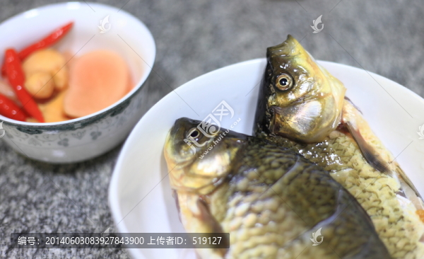 泡菜鯽魚