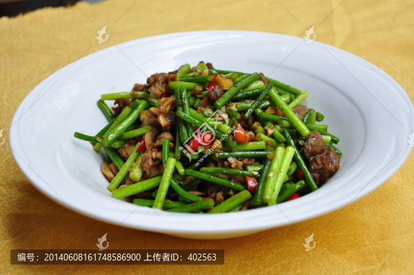 回鍋肉炒蒜苗