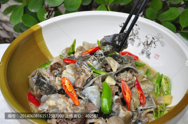 青椒燜水魚