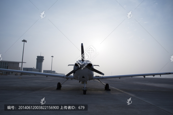 螺旋槳飛機(jī)