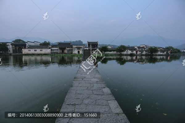 夜晚的安徽宏村