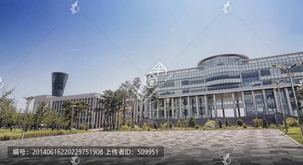大學校園,入口