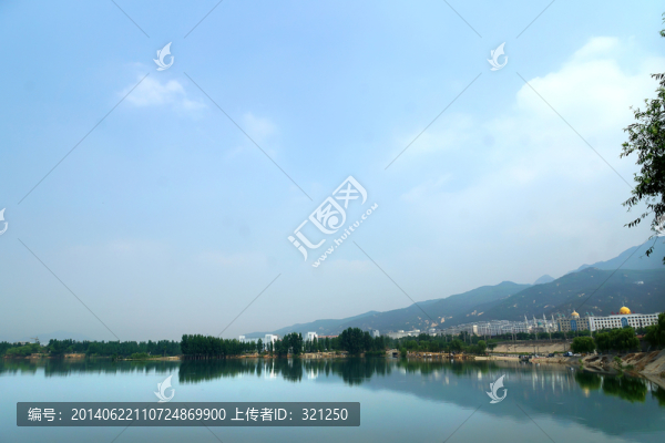 水庫風光
