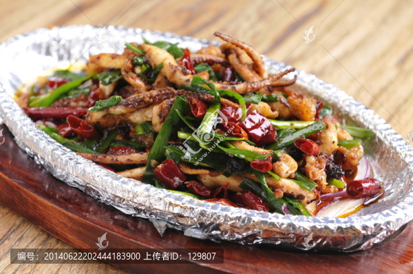 鐵板魷魚須