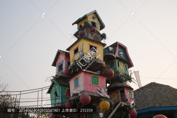 樹上房子