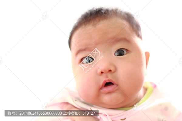 嬰兒