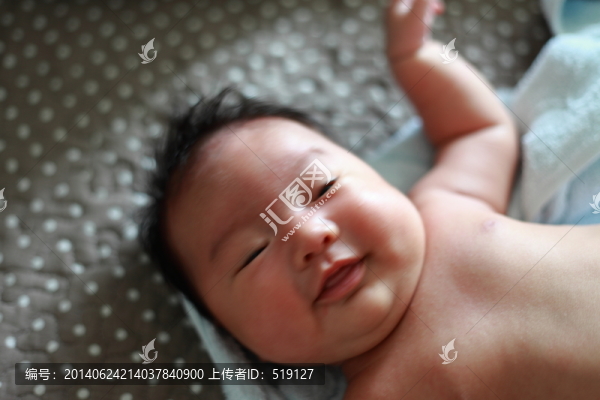 嬰兒