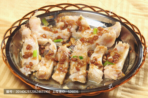 蒸魚腩