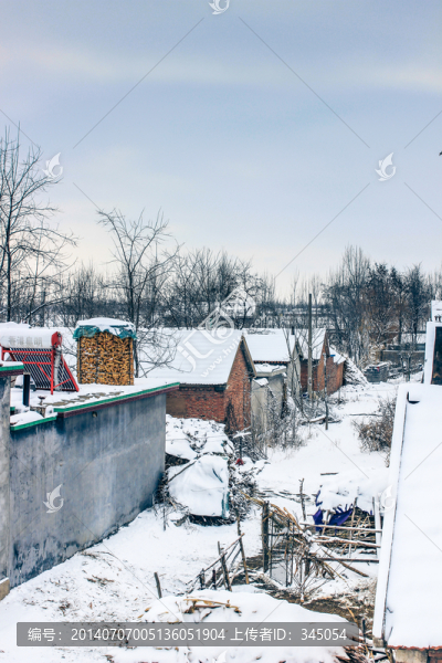 美麗鄉(xiāng)村,故鄉(xiāng)的雪景