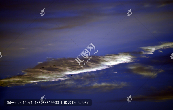 彩霞
