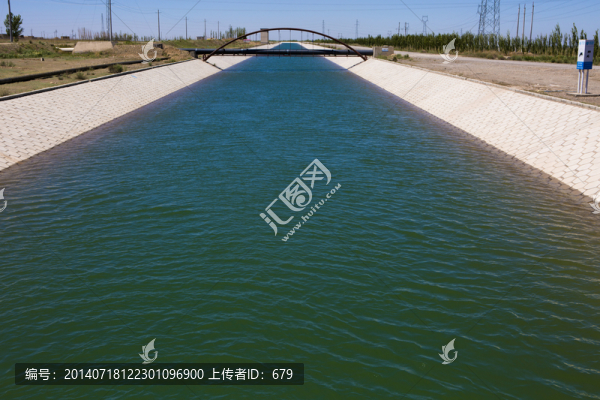 水渠