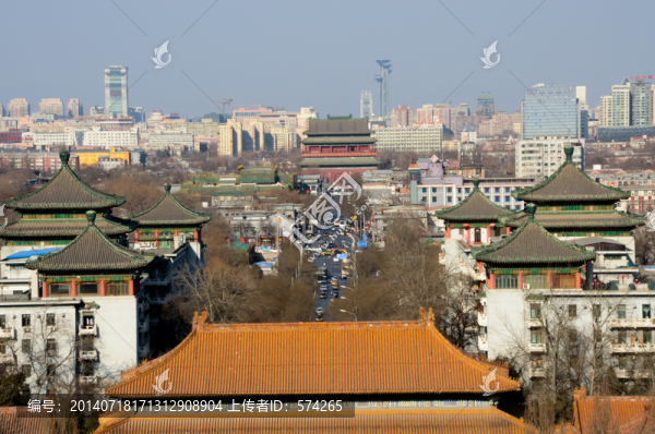 登高俯拍古建與現(xiàn)代城市