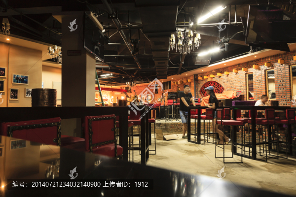 酒吧