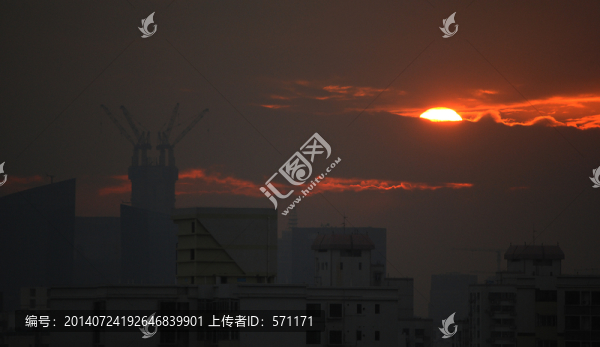 平安大廈建設(shè)中