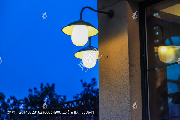 路燈