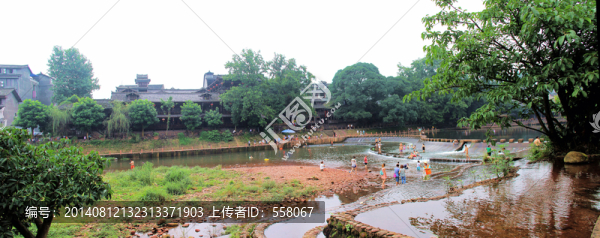 煙雨柳江