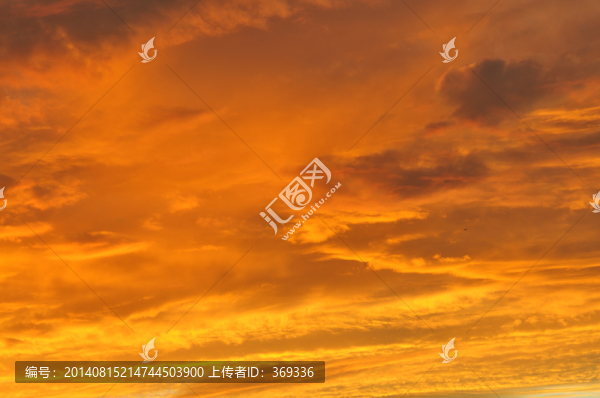 金色的晚霞