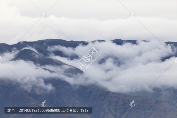 天山