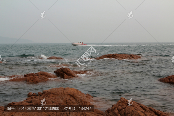 海邊礁石