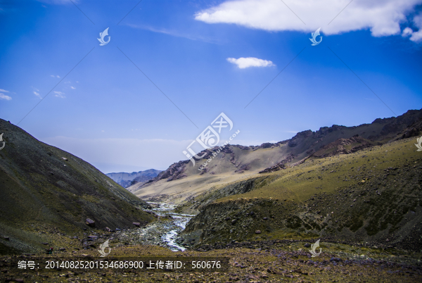 天山大峽谷
