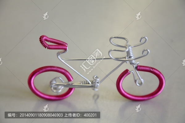 金屬絲自行車模型