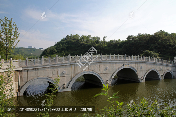 曲拱橋