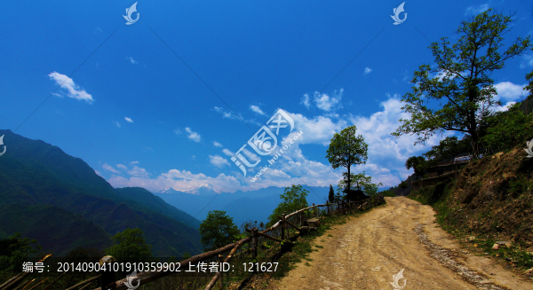 牛背山