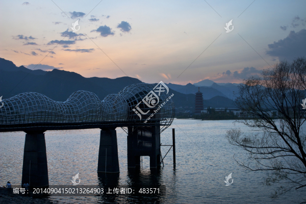 湖