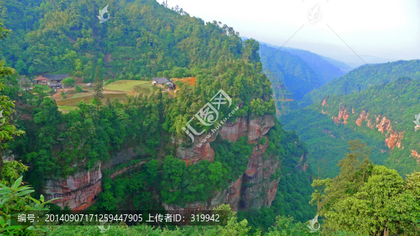 懸崖人家