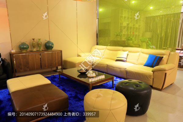 客廳家具