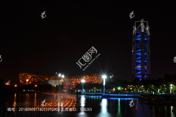 鳥巢和玲瓏塔夜景